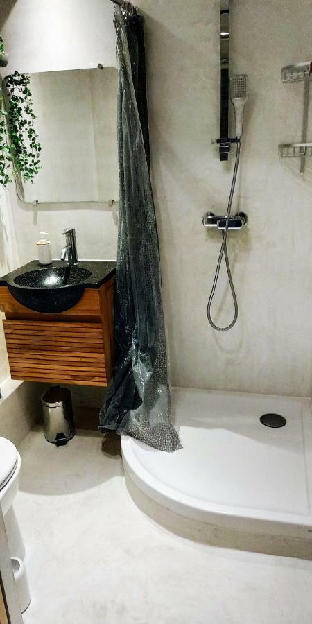 Le Nid Des Arenes Apartment อาร์ลส์ ภายนอก รูปภาพ